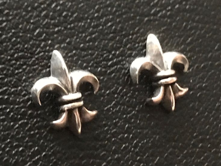 1 Paar Ohrstecker 925 Silber Stecker Motive Engel Putte Fleur de Lys Lilie